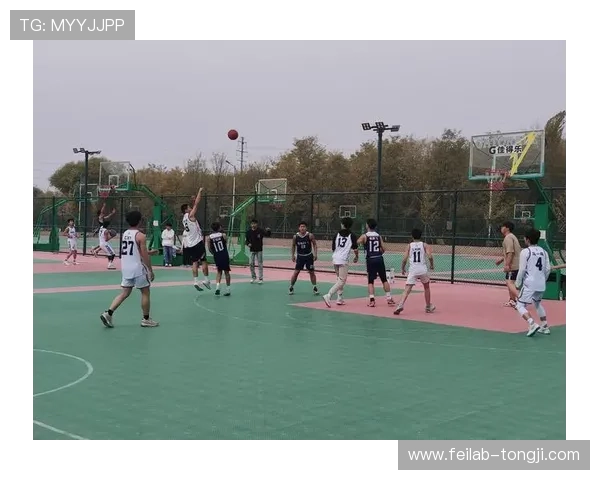 篮球赛场最后一秒压哨绝杀的激情与传奇瞬间背后的荣耀与梦想故事 - 副本 - 副本 (2) - 副本